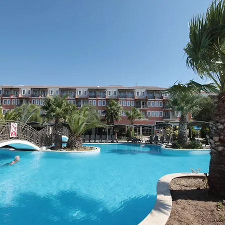 Club Yali & ホテル