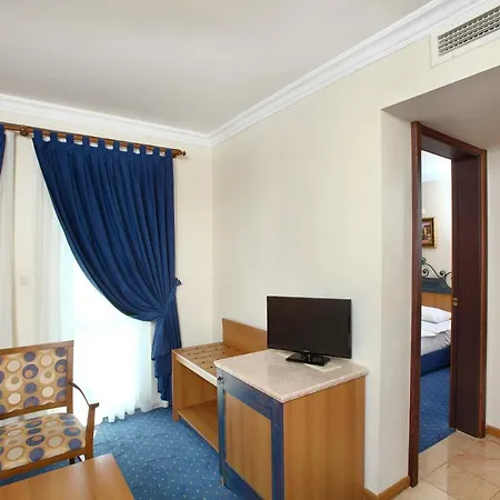 Club Yali & グムルドゥル