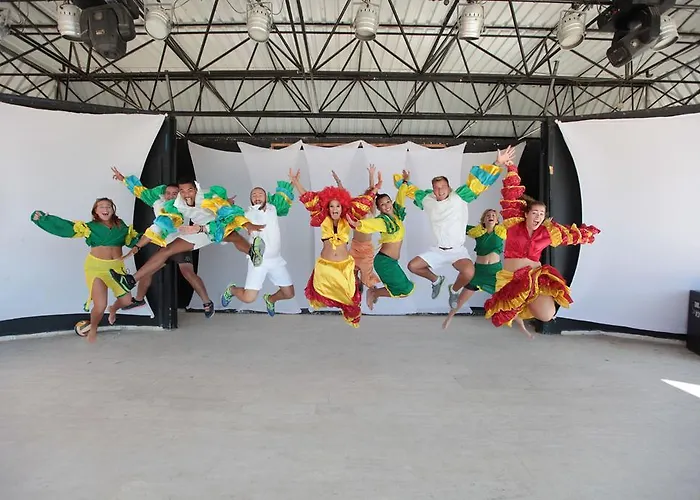 Hotel Club Yali & 5*