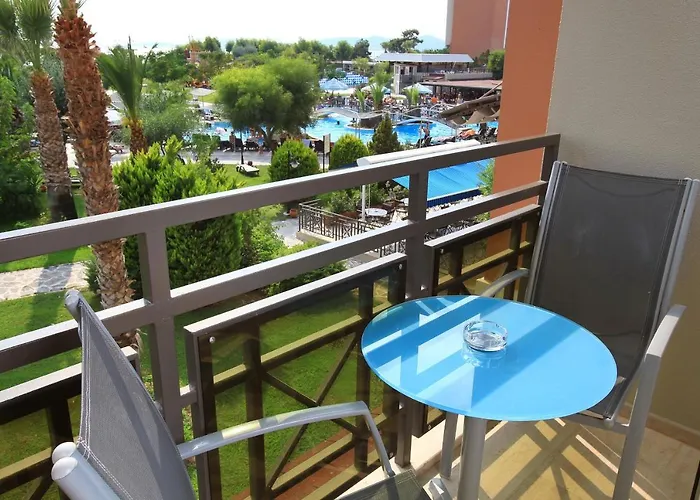 Hotel Club Yali & Gumuldur