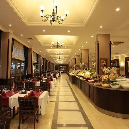 Hotel Club Yali & 5*