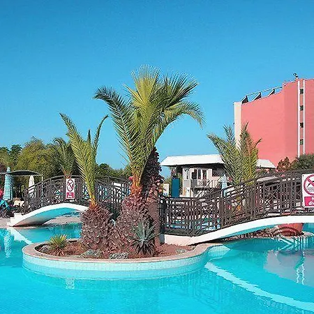 Hotel Club Yali &