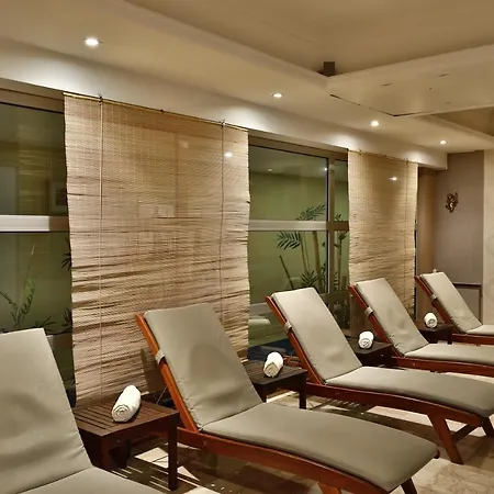 Hotel Club Yali &