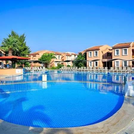 Hotel Club Yali & 5*
