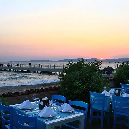 Hotel Club Yali &