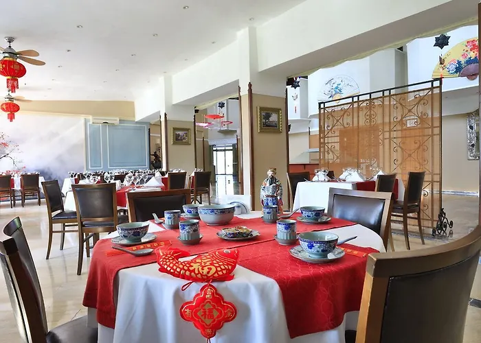 Hotel Club Yali & 5*